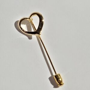Vintage Gold Heart Pin